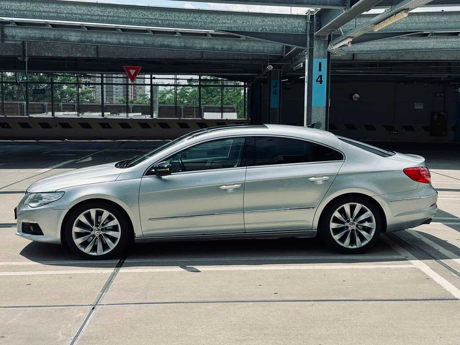 Volkswagen Passat CC 2.0 TDI 170 CP DSG | Istoric mentenanță recentă (Detin facturi de la service autorizat)