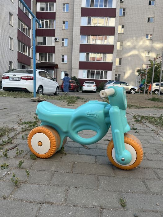 Продается беговел для 1,5-3 лет