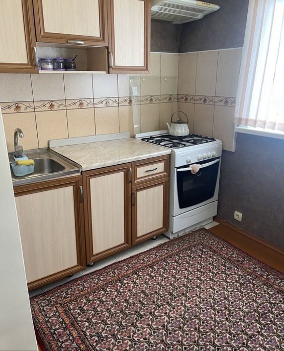 Код 898  Продаю 3/2/5 ком квартиру куйлюк массив 6