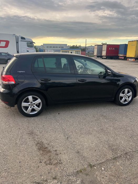 VOLKSWAGEN Golf 2010 — imagine 5
