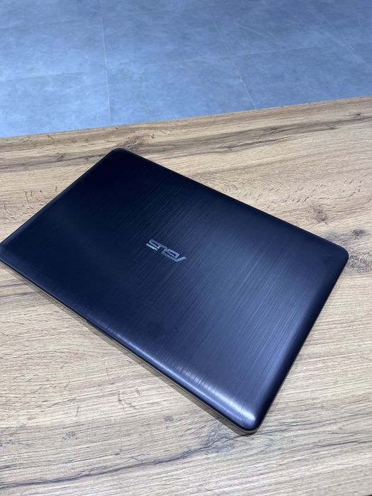 Ноутбук Asus X541S