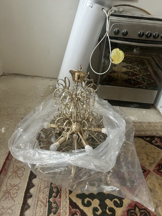 Люстра сатылады