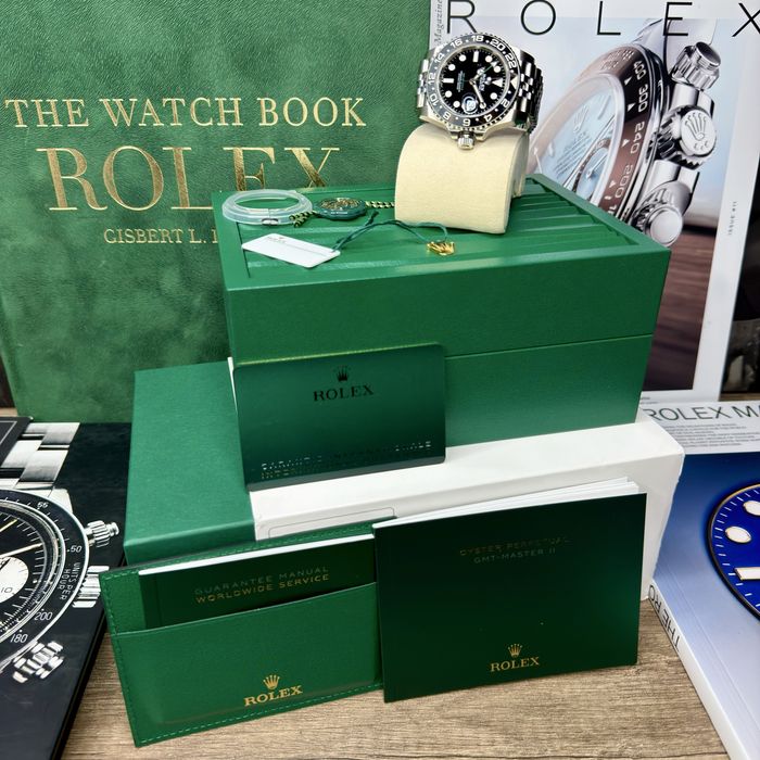 Rolex GMT MASTER II "Bruce Wayne" | New | Pe Stoc | 40mm | 19600 Euro | 126710GRNR | 2026
