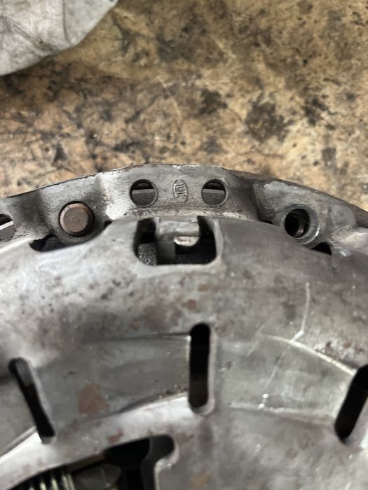 kit ambreiaj bmw 320d e46 150cp