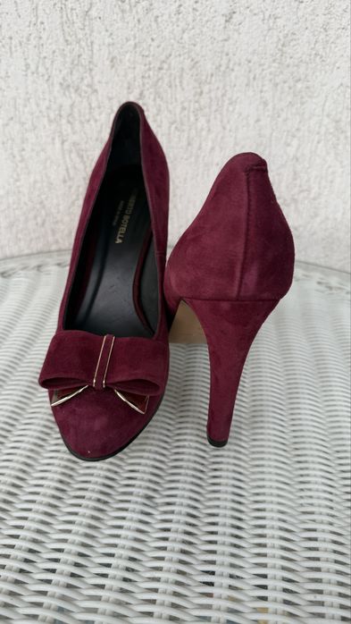 Pantofi,grena, piele intoarsa! Marimea 40!