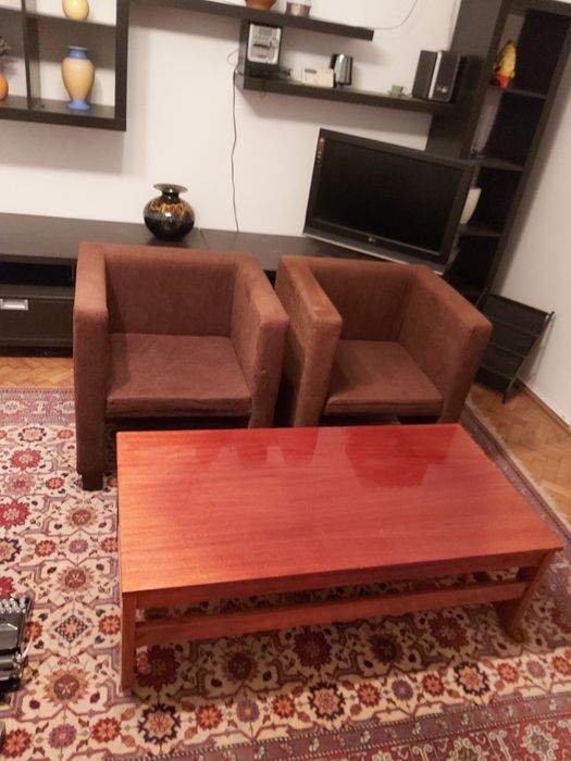 Set fotolii și măsuță