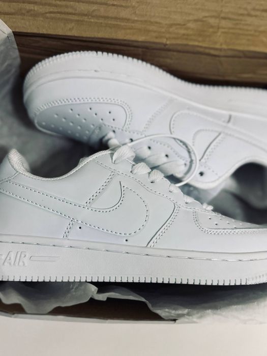 Кроссовка Air force