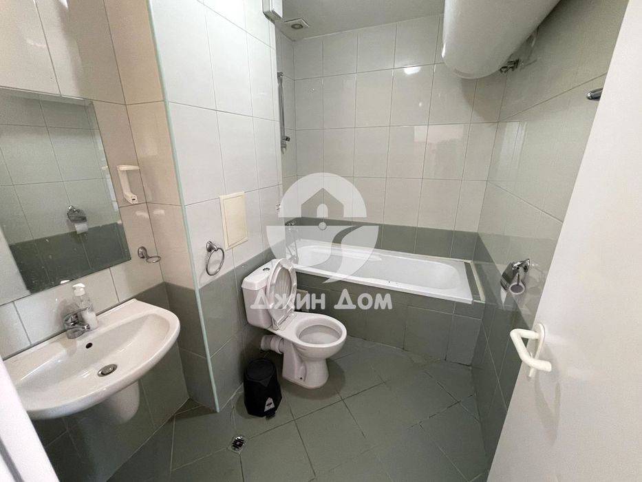 Двустаен апартамент на ПЪРВА ЛИНИЯ в к-с Марина Kейп, гр. Ахелой