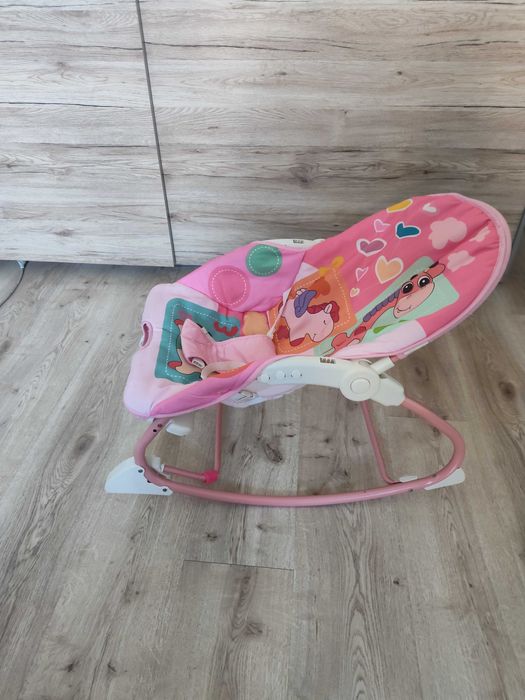 Бебешки шезлонг x 2 и дървена люлка калинка