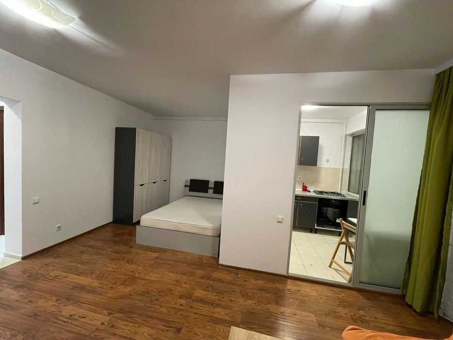 Inchiriez Garoniera in Cartierul Rezidential Quadra Place