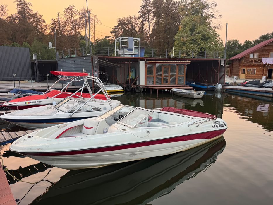 Barca bayliner navigator