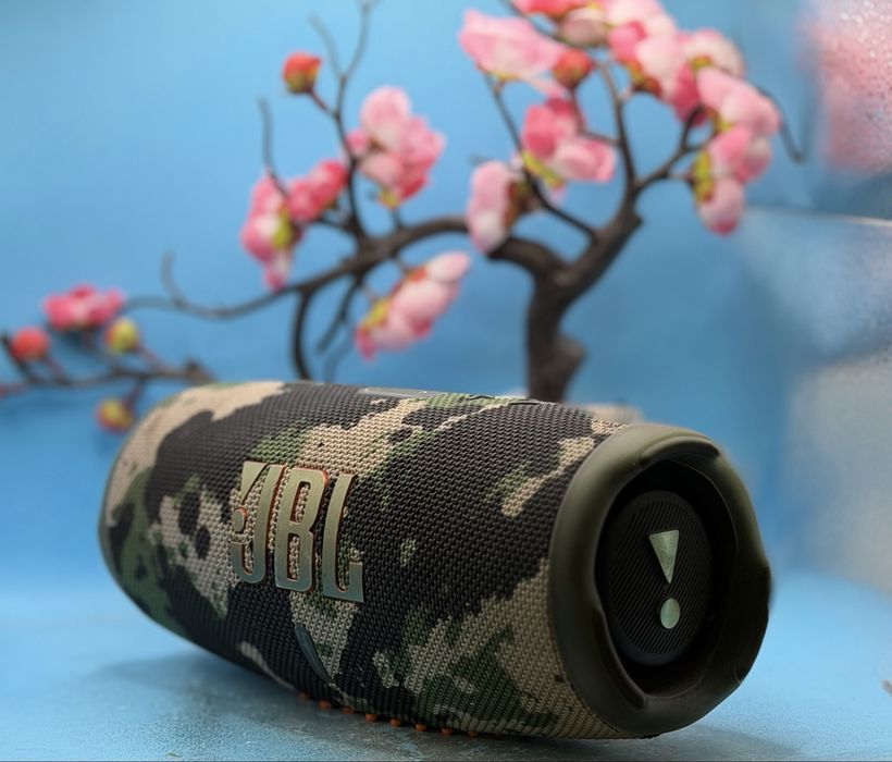 Преносима тонколона JBL Charge 5, Bluetooth, Pro Sound, IP67, PartyBoost, Powerbank, Камуфлаж