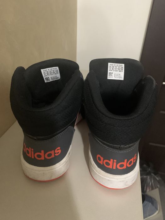 Маратонки Adidas