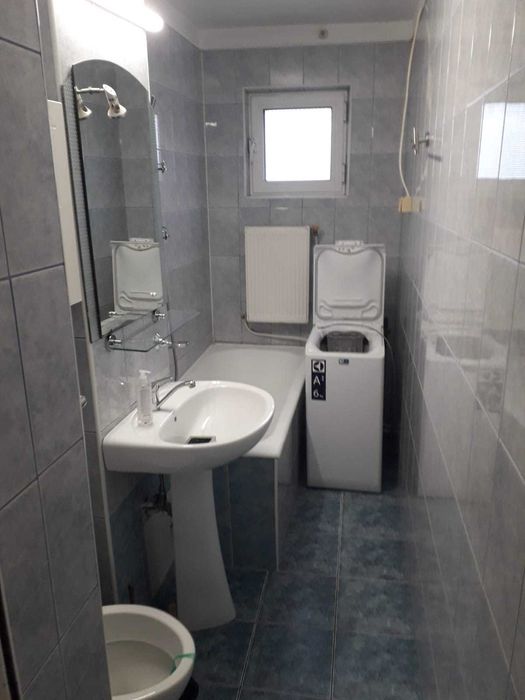 Proprietar inchiriez apartament 2 camere