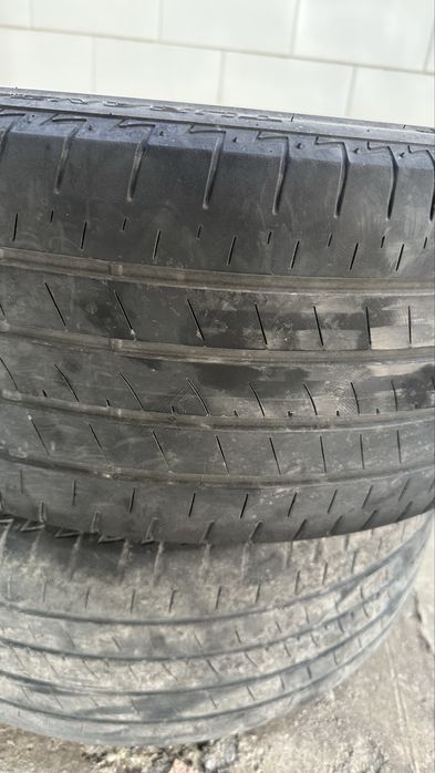Шины 235/45/18 летние