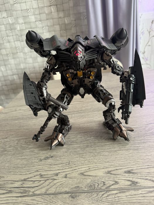 Transformers Leader Class