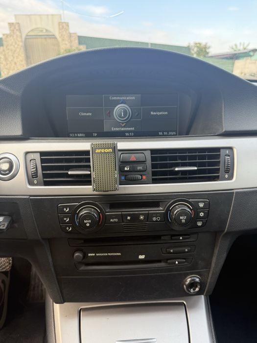 BMW E90 318i 2006