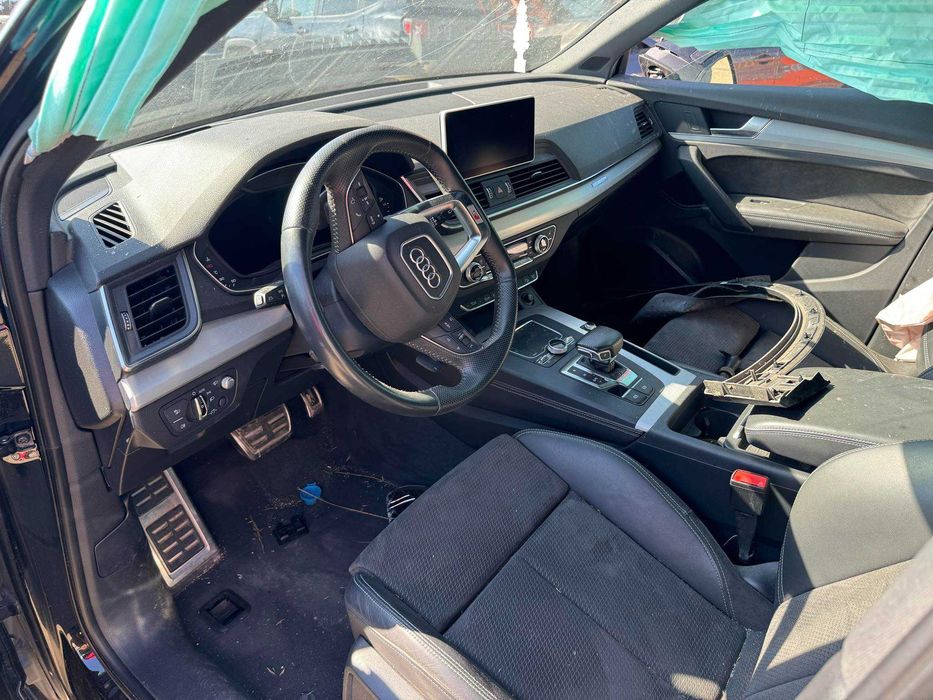 Ауди Q5 2.0 бензин