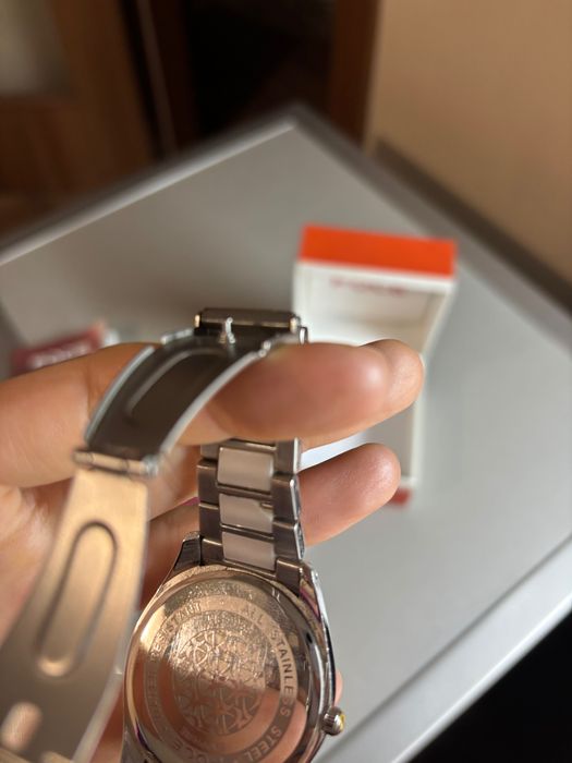 Безупречен дамски часовник FOCE