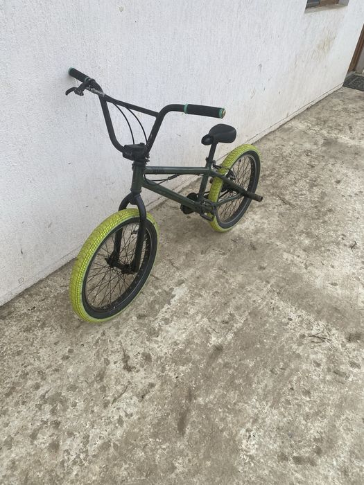 un bmx de vanzare