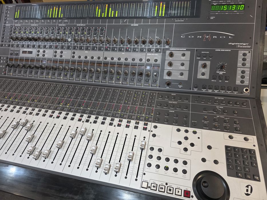 Focusrite Control 24 Digidesign – Echipament Studio Profesional ...