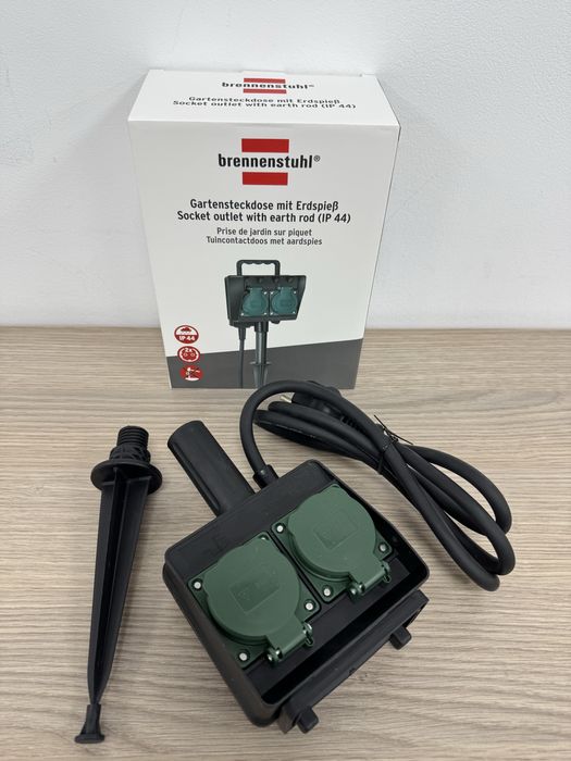 Priză de grădină Brennenstuhl cu țăruș, 2 prize, IP44