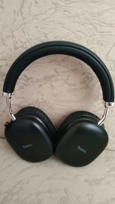 Наушники Hoco есть Bluetooth