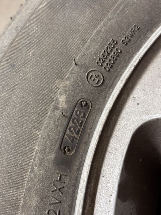 215 70 R15 шиный