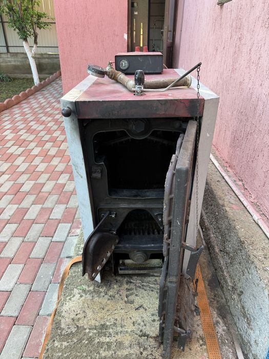 Centrala Viadrus din fontă 35 kw 7 elementi