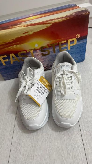 Продам кроссовки 36 размер, новые