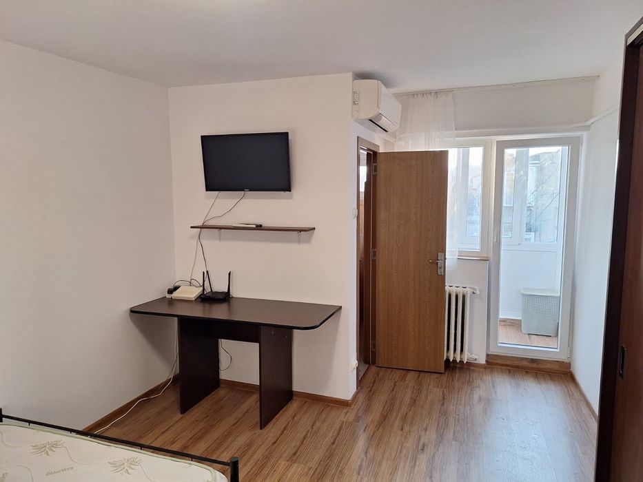 Închiriez garsonieră Nicolina