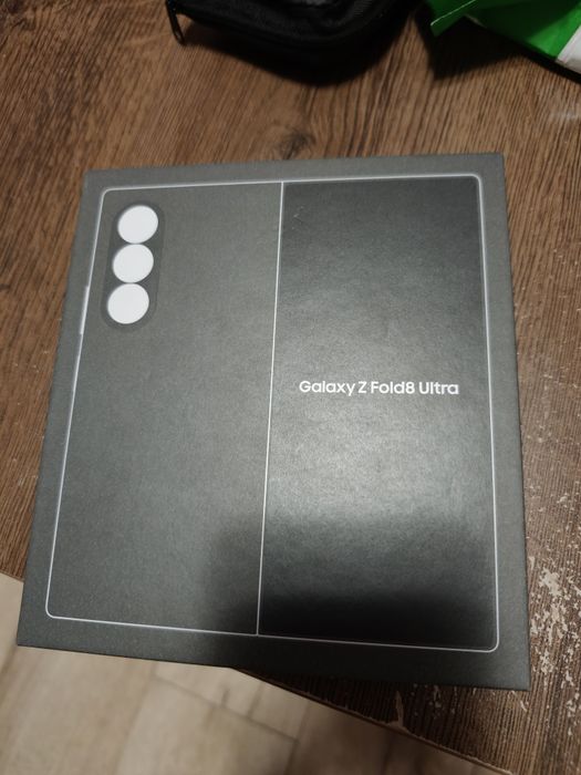 Samsung Galaxy Fold 8 Ultra 256 GB