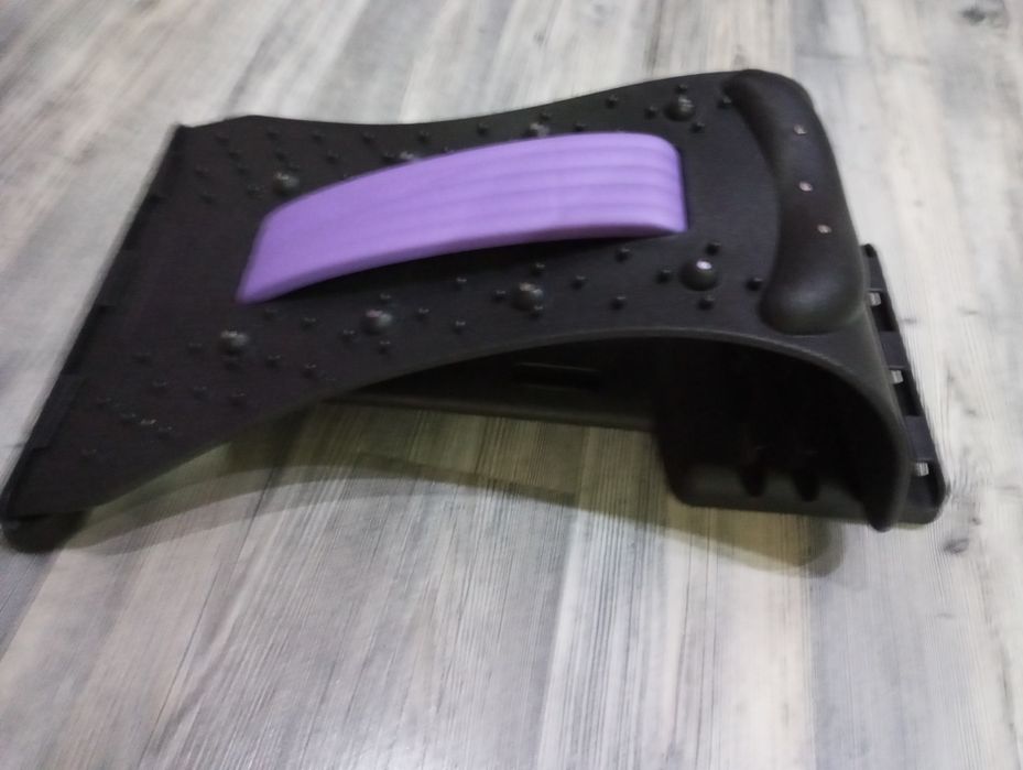 Уред за отпускане на врат и рамене