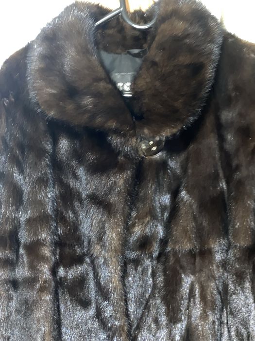 Женская норка шуба