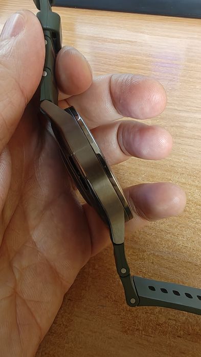Продам умные часы Oneplus watch 4