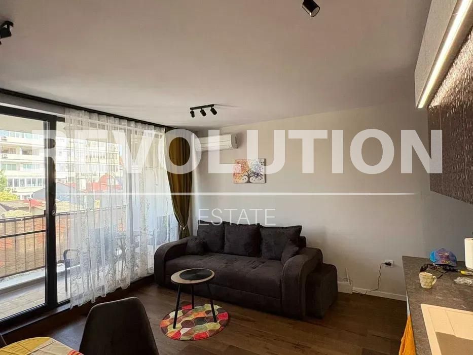 Едностаен апартамент  в гр.Варна, Център!