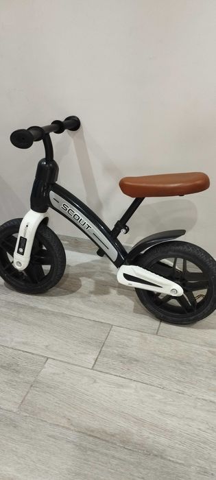 Продавам баланс колело