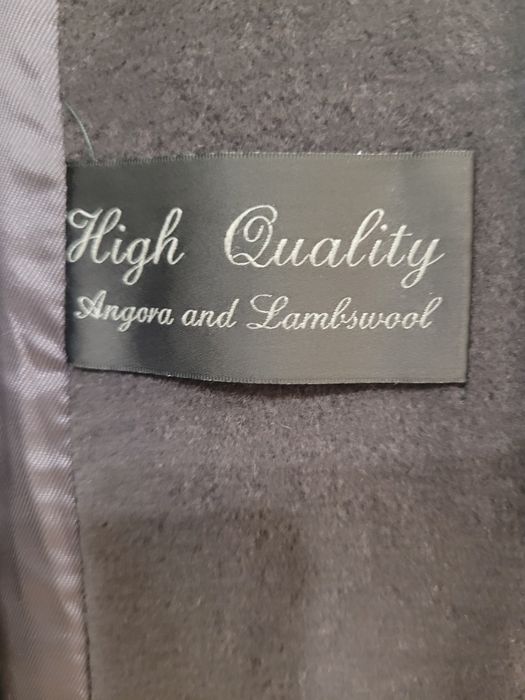 Продам пальто ,Астрия