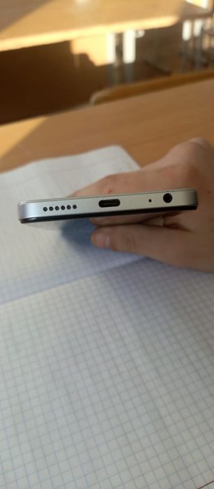 Tehno spak 20 128гб