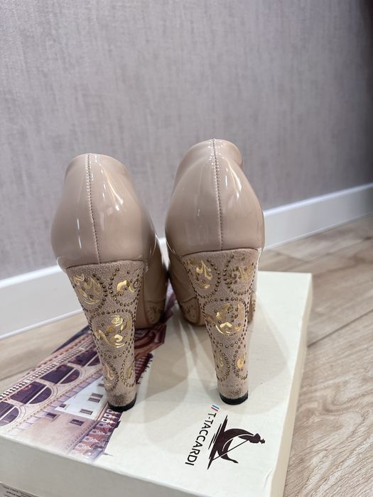 Туфли 37 размера