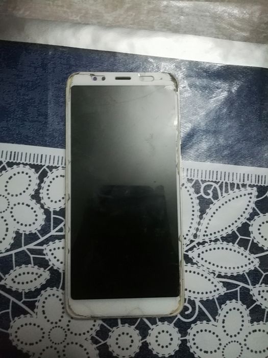 Продам телефон редми