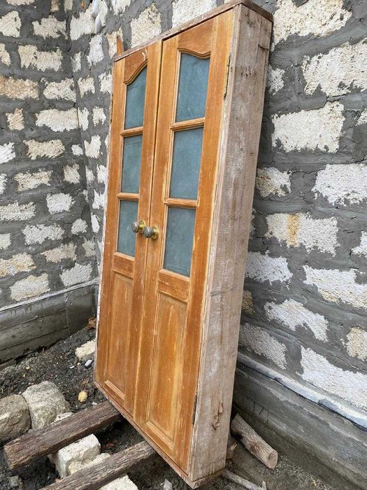 Продаётся б/у двери