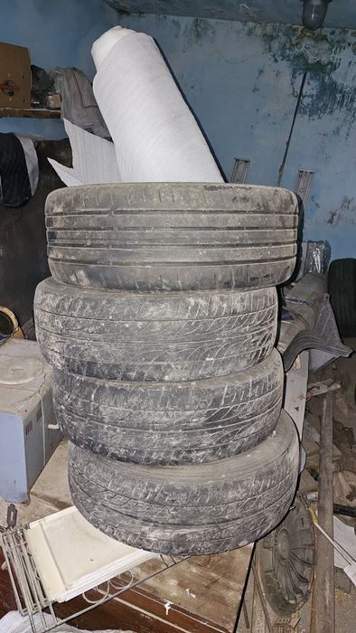 Продам Резину r16