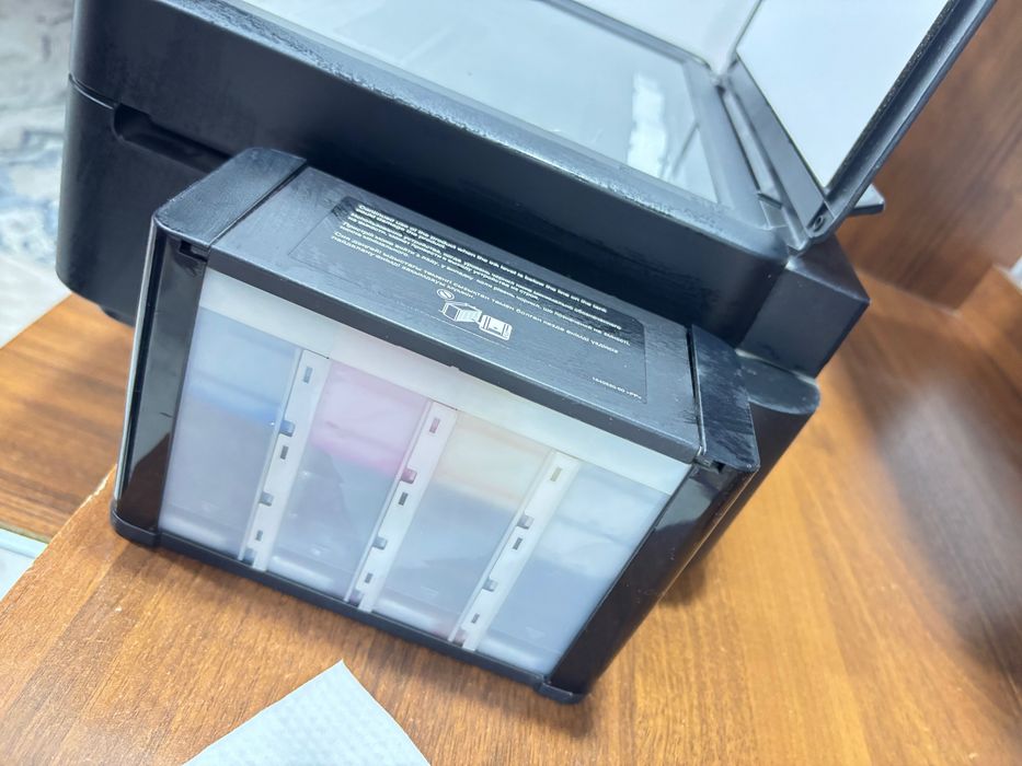 Продаю МФУ Epson L222 Цветной принтер,