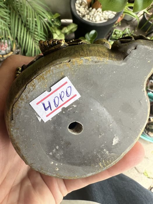 Статуэтка Будды.