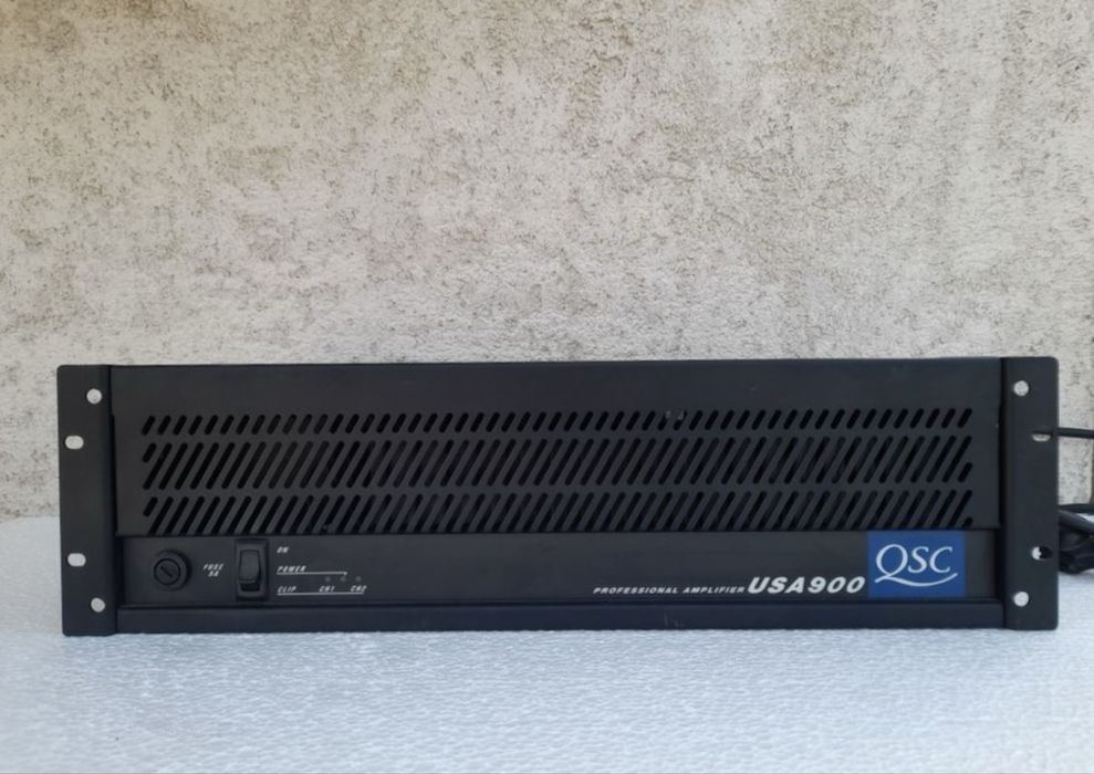 QSC  amplificator putere ( linie / instrumente )