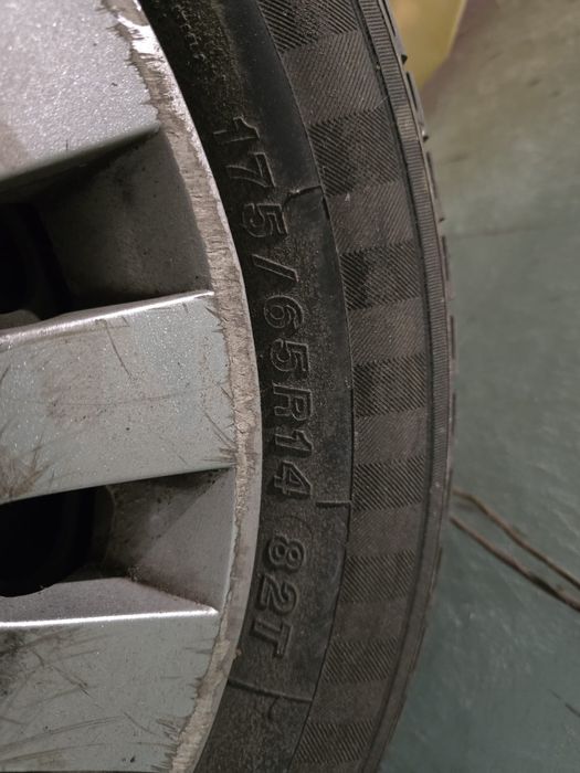 Cauciucuri vara 2021 175/65/R14 82T rulaj 5000km