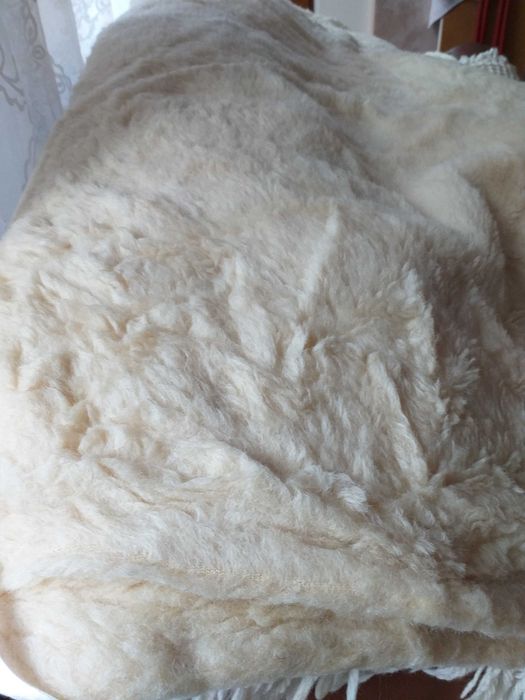 Продавам изгодно магнитна постелка за легло 100 лв