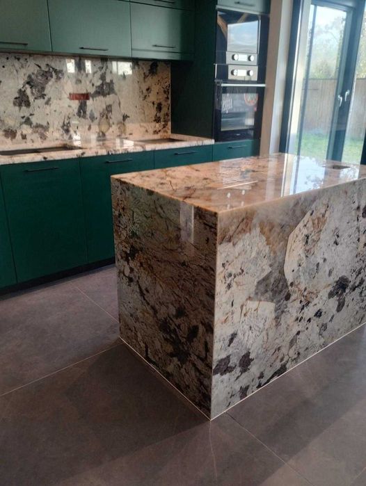 Blaturi granit marmura