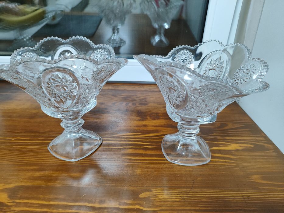 Фруктовницы стеклянные 2 шт